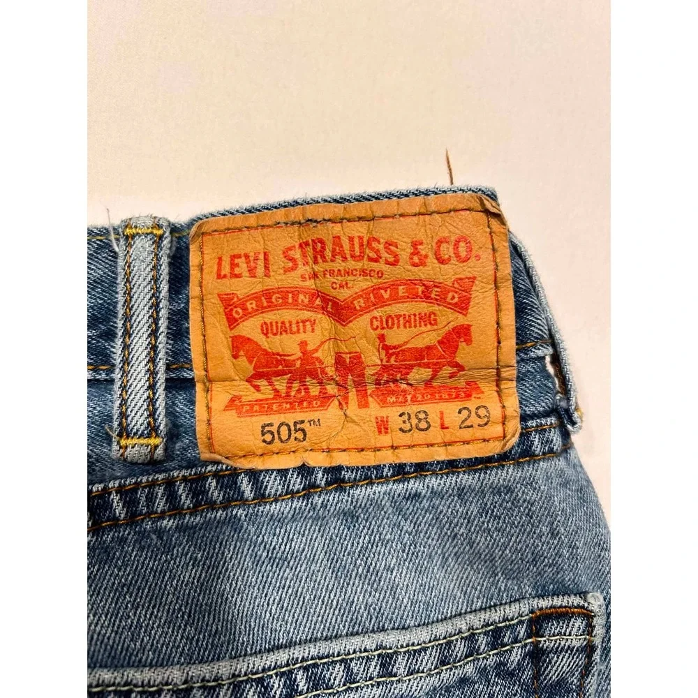 Levis 505 Regular Fit Jeans Mens 38x29 Light Wash Distressed Blue Denim